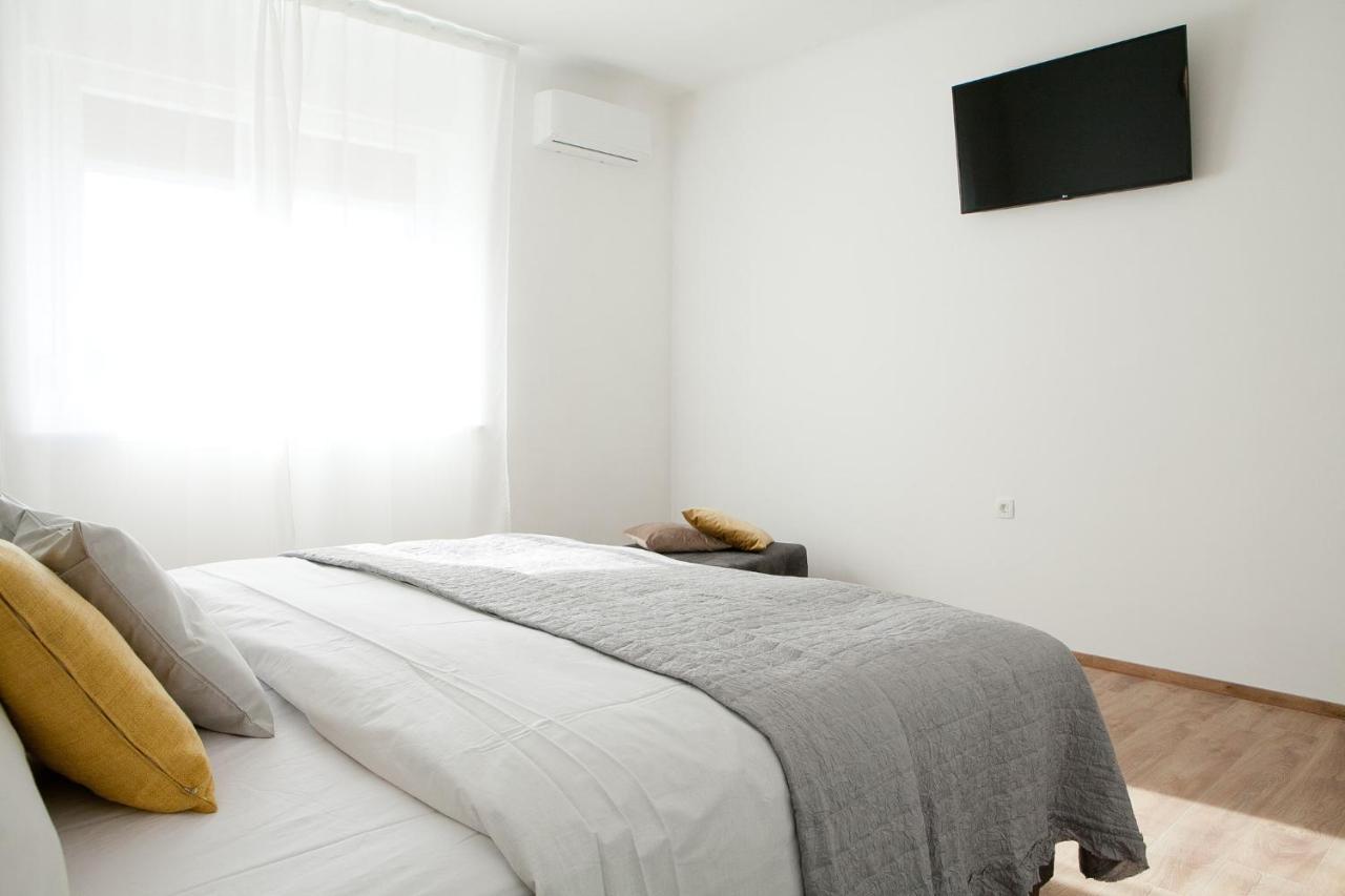 Apartment Mila Задар Екстериор снимка
