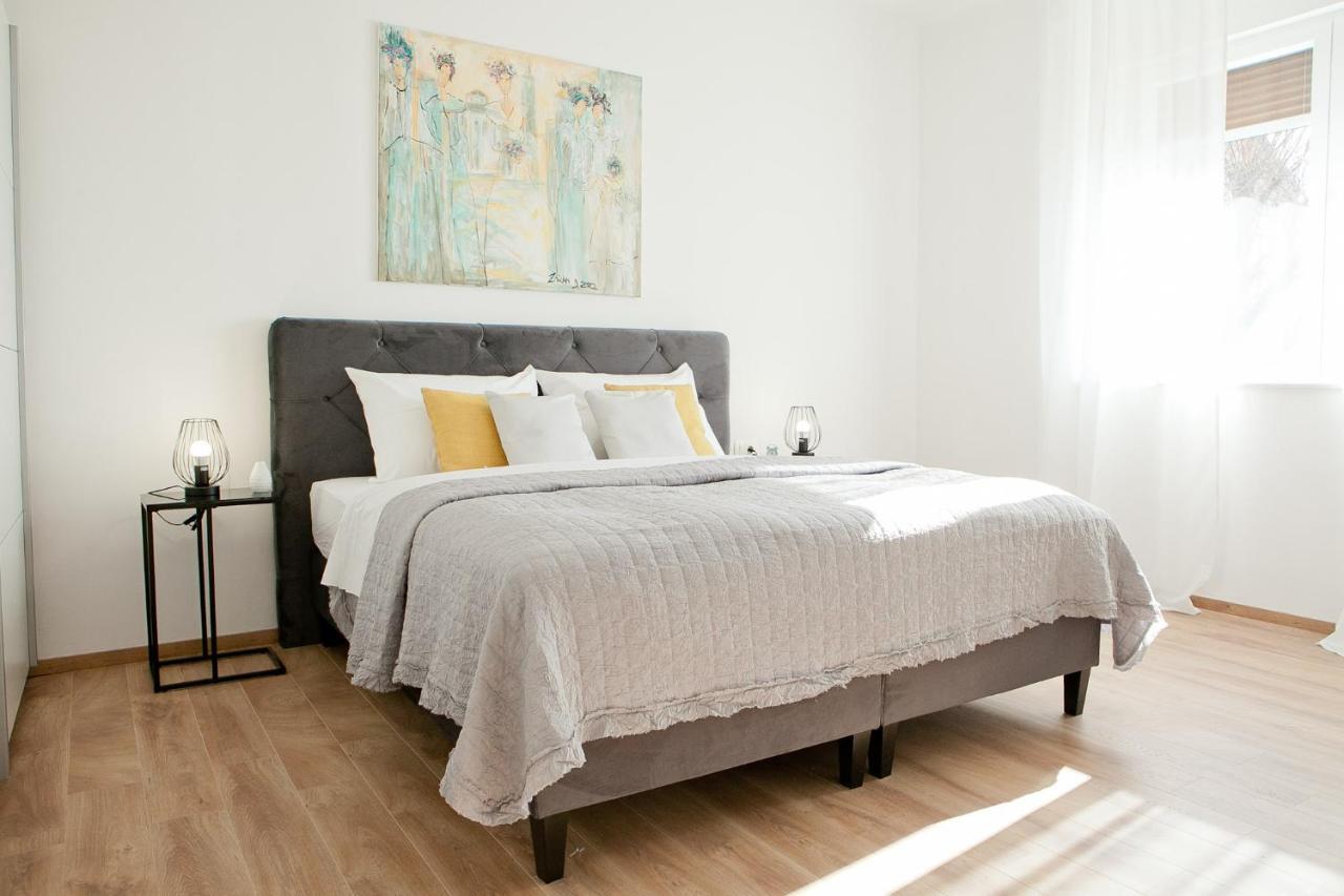 Apartment Mila Задар Екстериор снимка